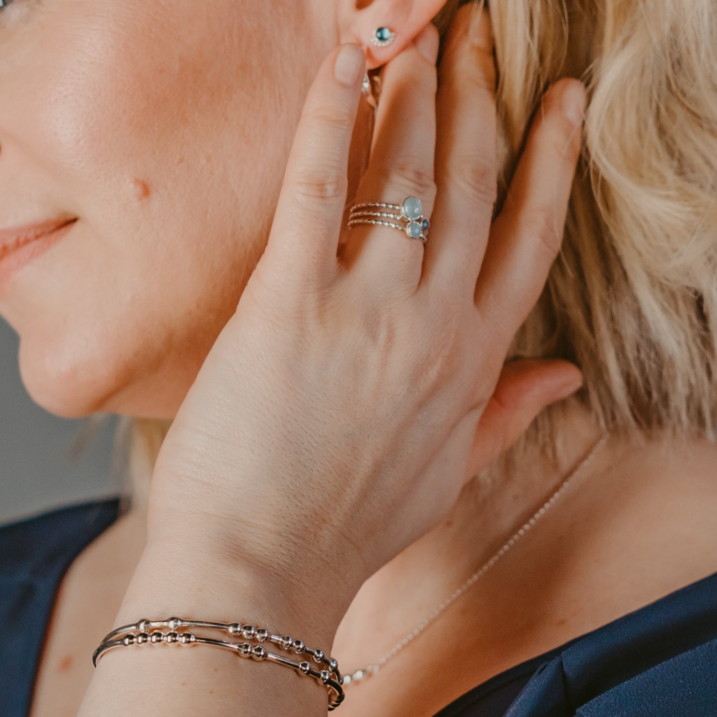 Petite bague en argent et aigue-marine