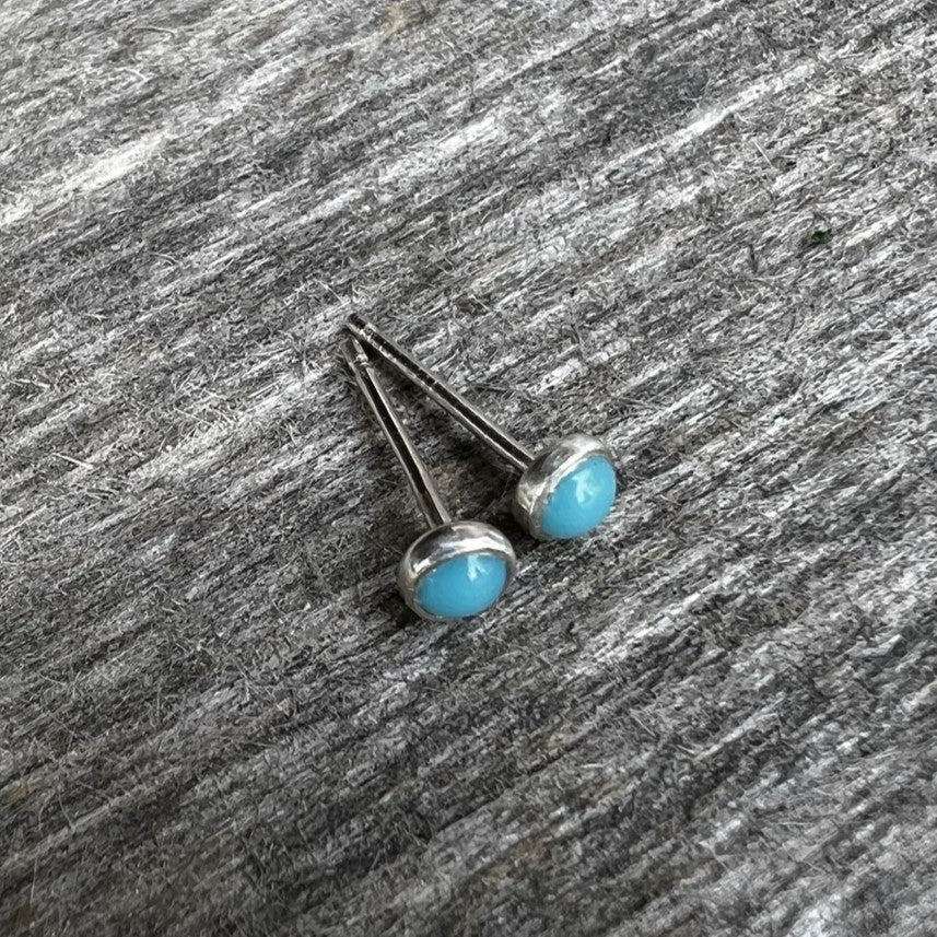 Mini boucles d'oreilles turquoise